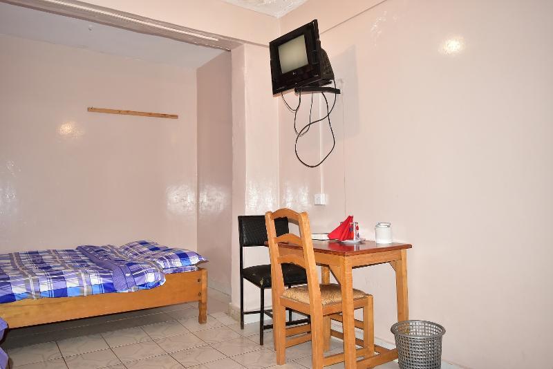 Tickles Hotel Nyeri Extérieur photo